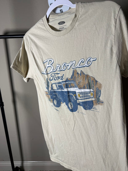(Size S) Ford Bronco Graphic Tee