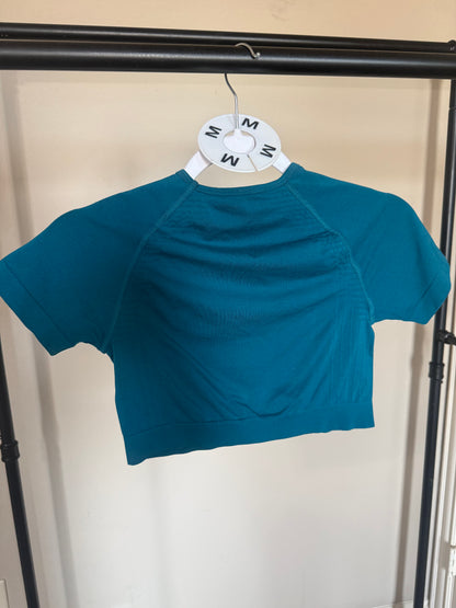(Size M) Alphalete Seamless Top