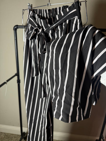(Size M) Striped Dressy Pants