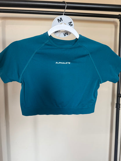 (Size M) Alphalete Seamless Top