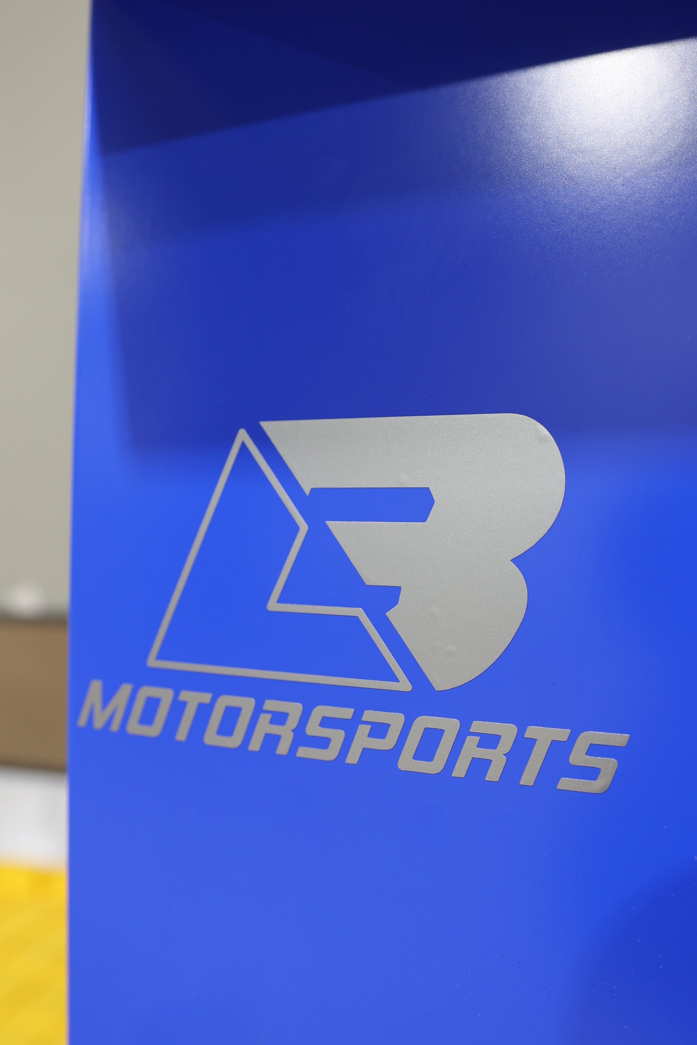 Silver Logo Decal 6x4
